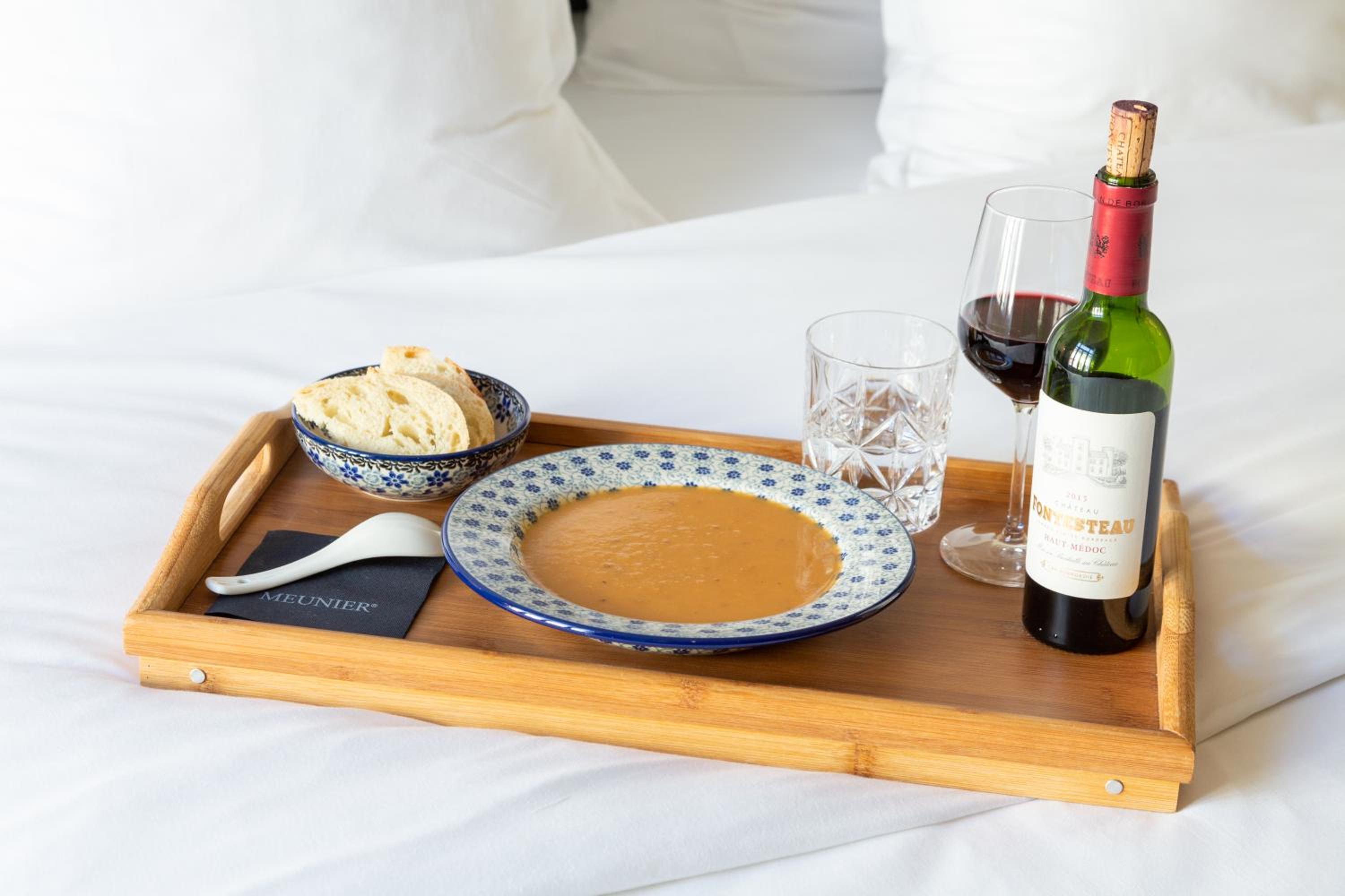 Фото Hôtel Perrin