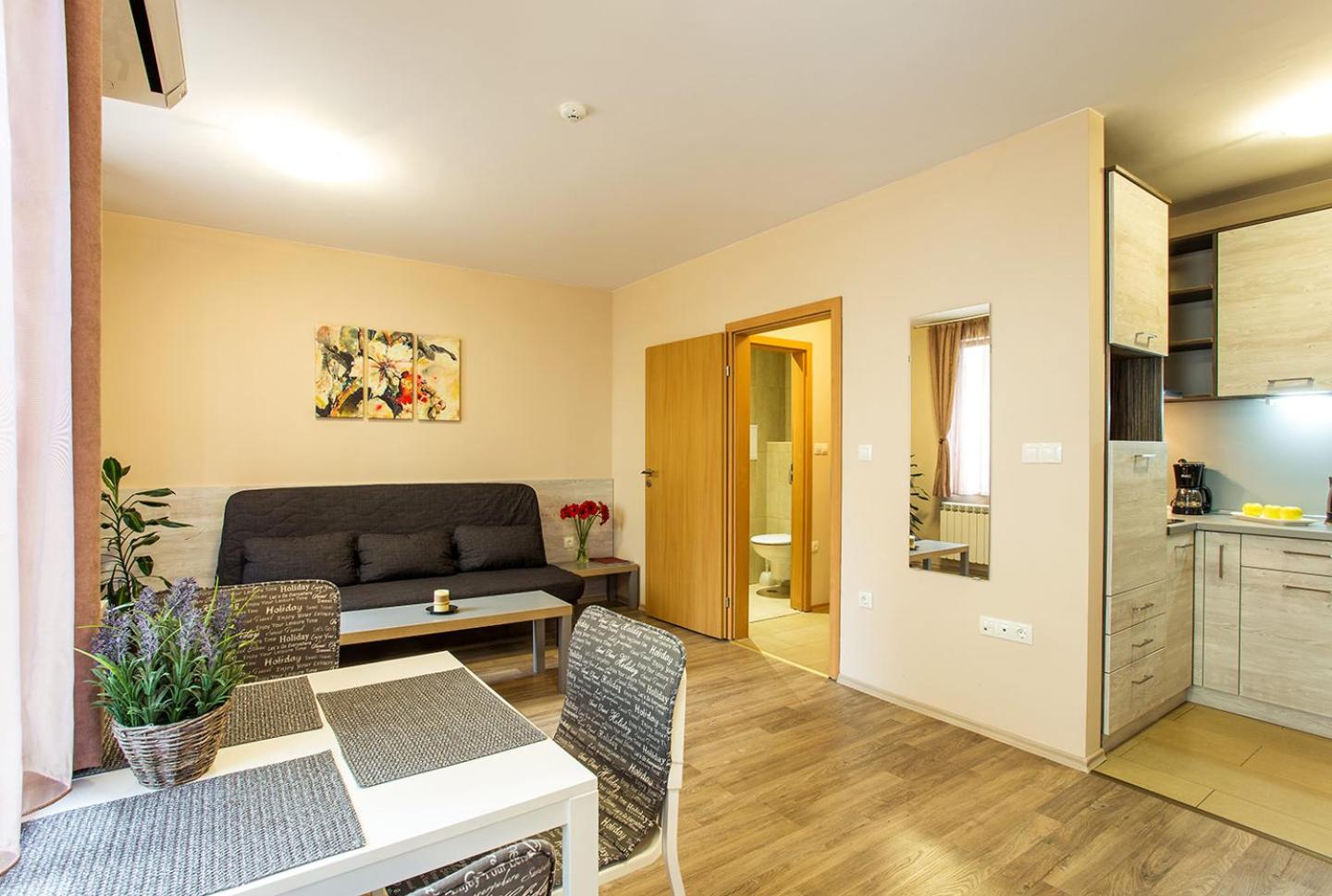 Фото Sofia Place Hotel