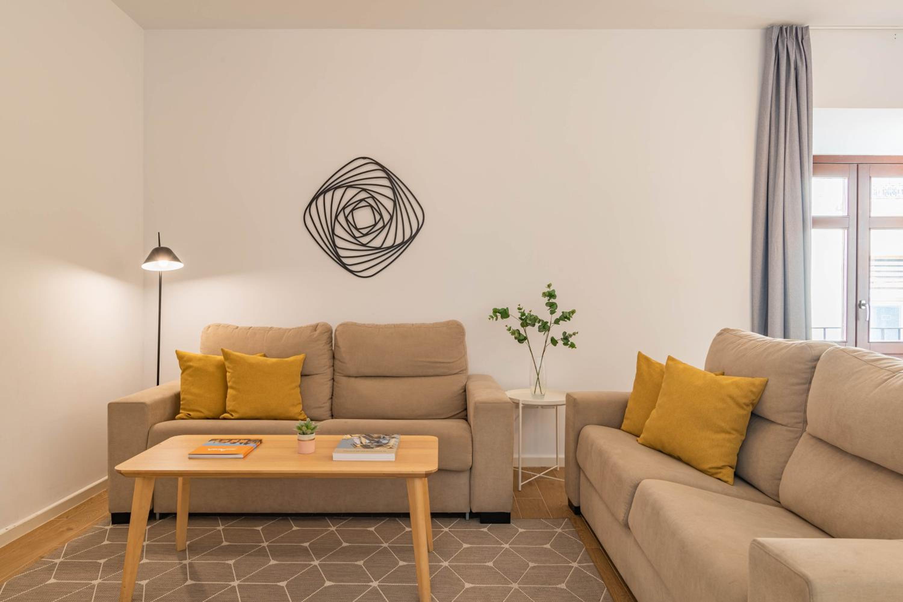 Фото Feelathome Merced Apartments