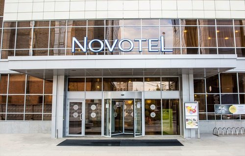 Внешний вид отеля Novotel в Екатеринбурге, фото 3