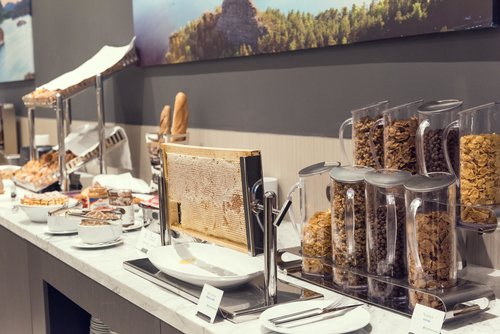 Внешний вид отеля Wyndham Garden Astana в Астане, фото 1