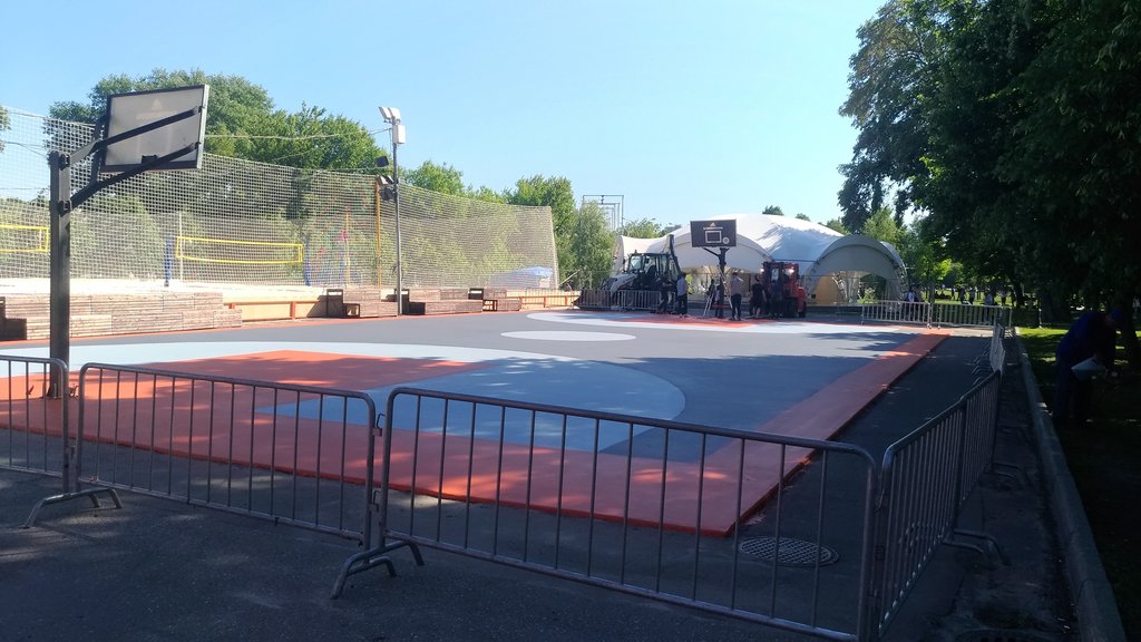 Баскетбольные площадки спб на улице карта