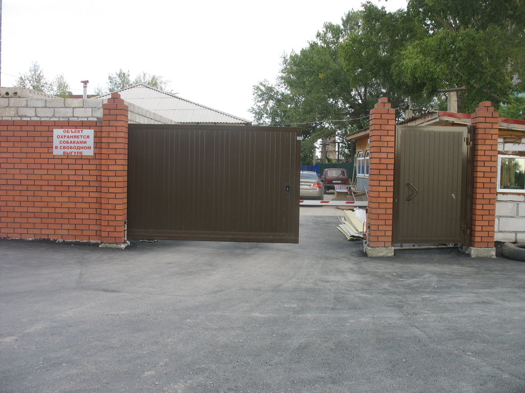 Automatic doors and gates Praimer, Nephtekamsk, photo