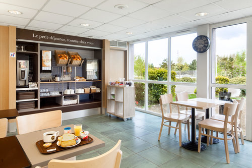 Гостиница B&b Hotel Creil Chantilly