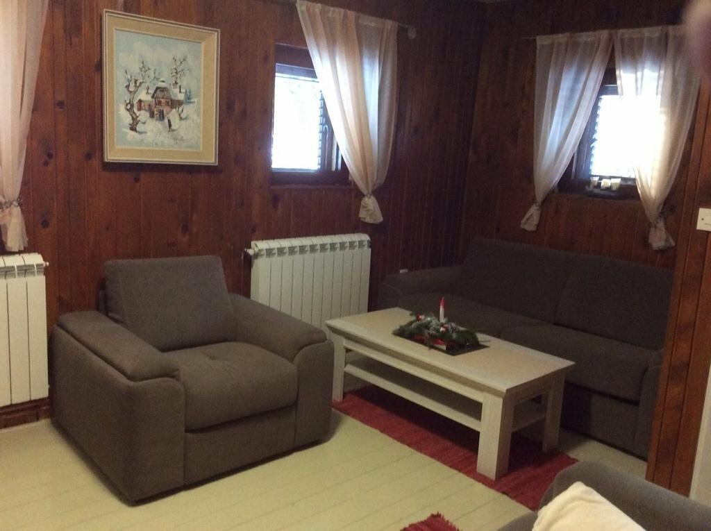 Hotel Holiday Home Stevas, Zhabljak, photo