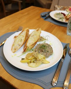 Sosedi (Stroitel, Lenina Street, 3В), restaurante