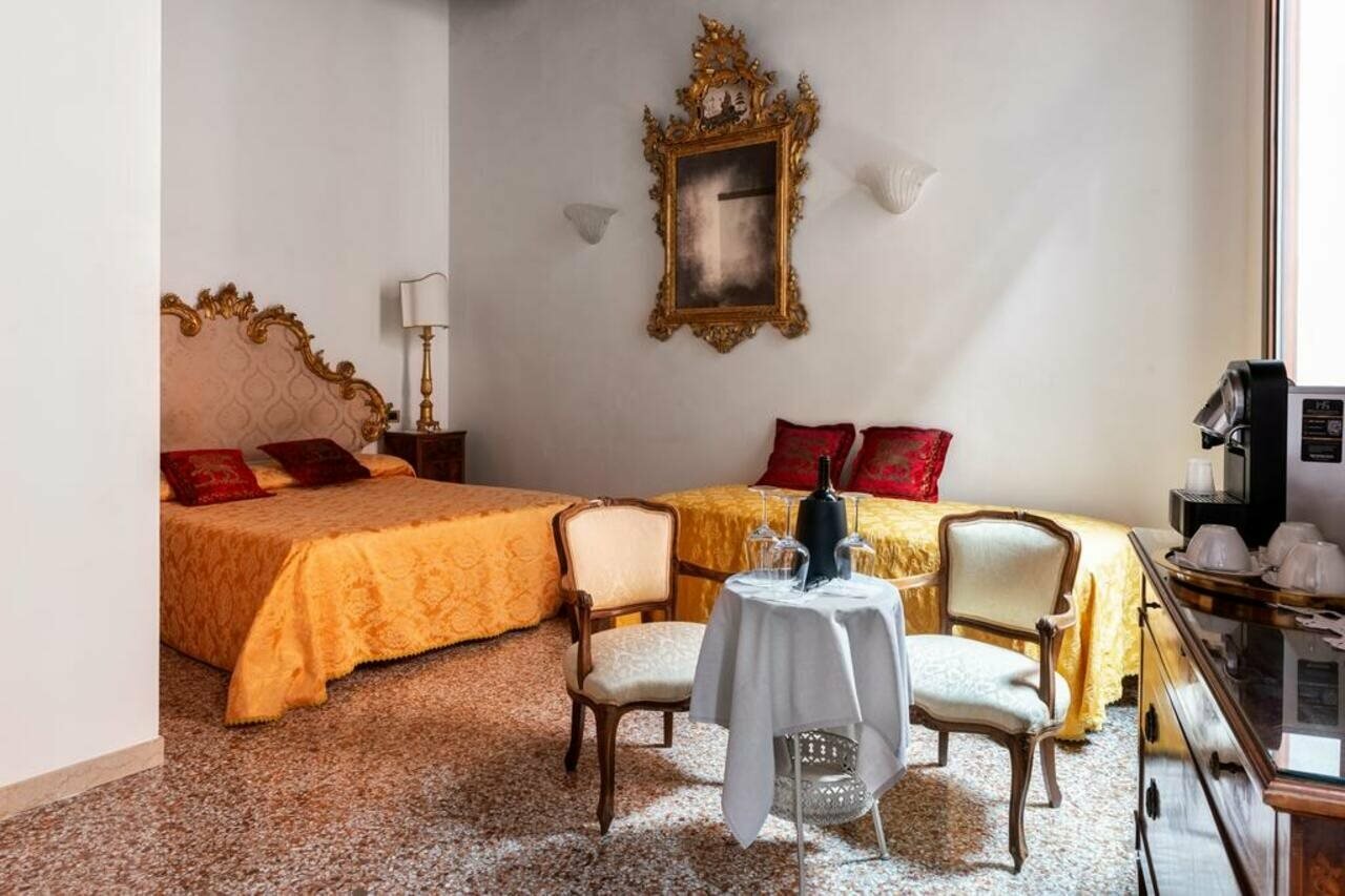 Фото Luxury Venetian Rooms