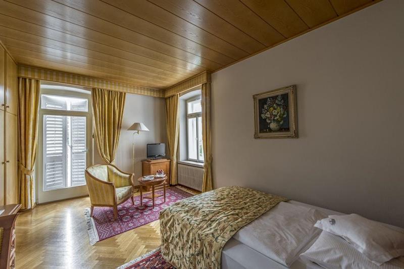 Фото Hotel Elephant