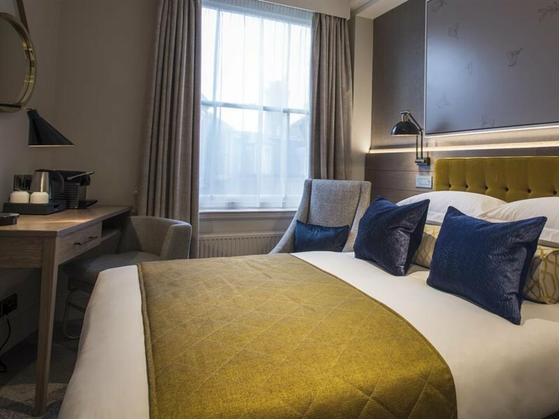 Фото Sloane Place