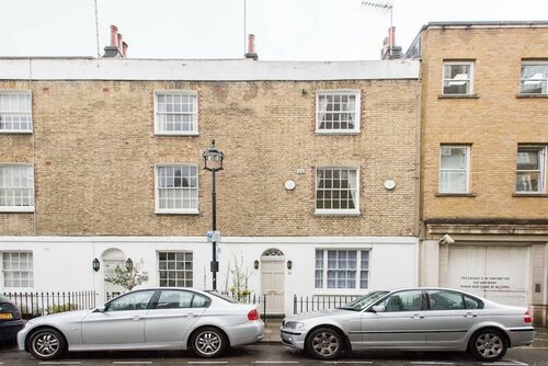 Гостиница Altido Stylish 3 Br House with Patio, Short Walk to Regents Park & Harley Street в Лондоне