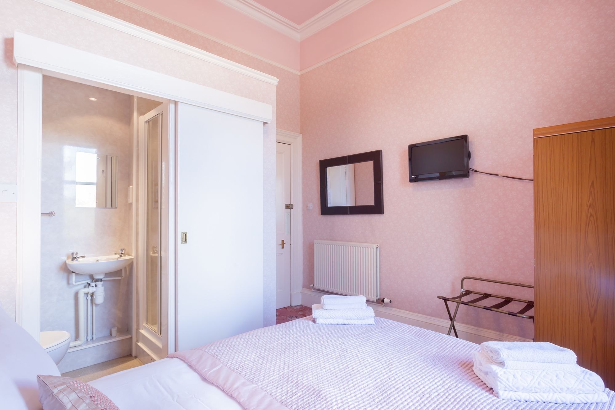 Фото Kingsley Edinburgh