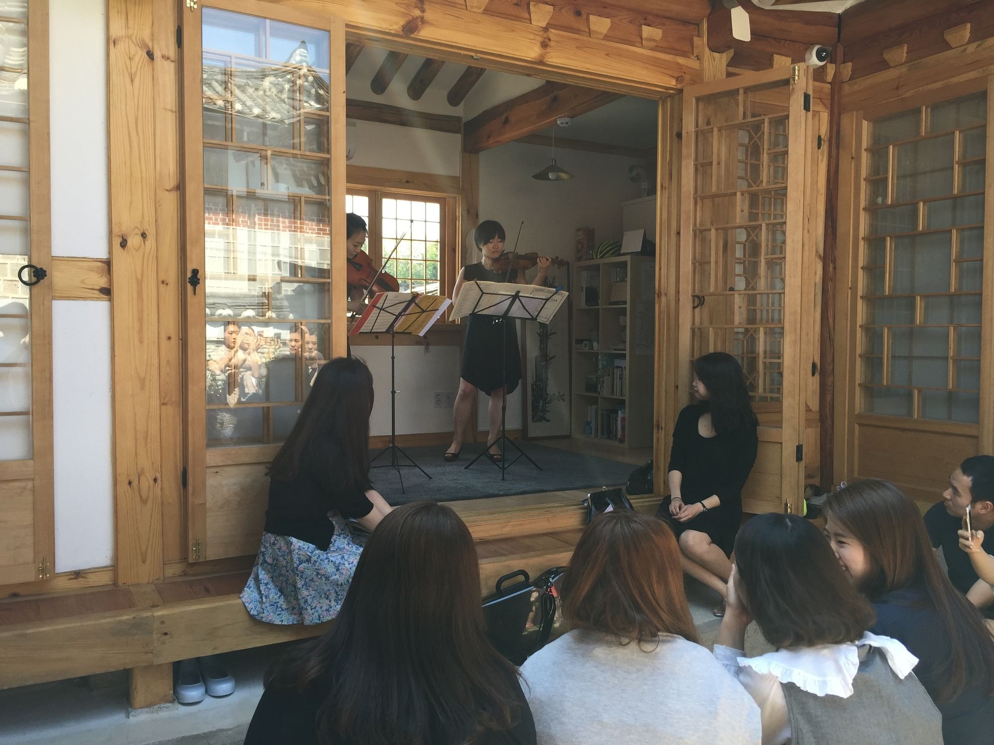 Фото Mon Oncle a Seoul