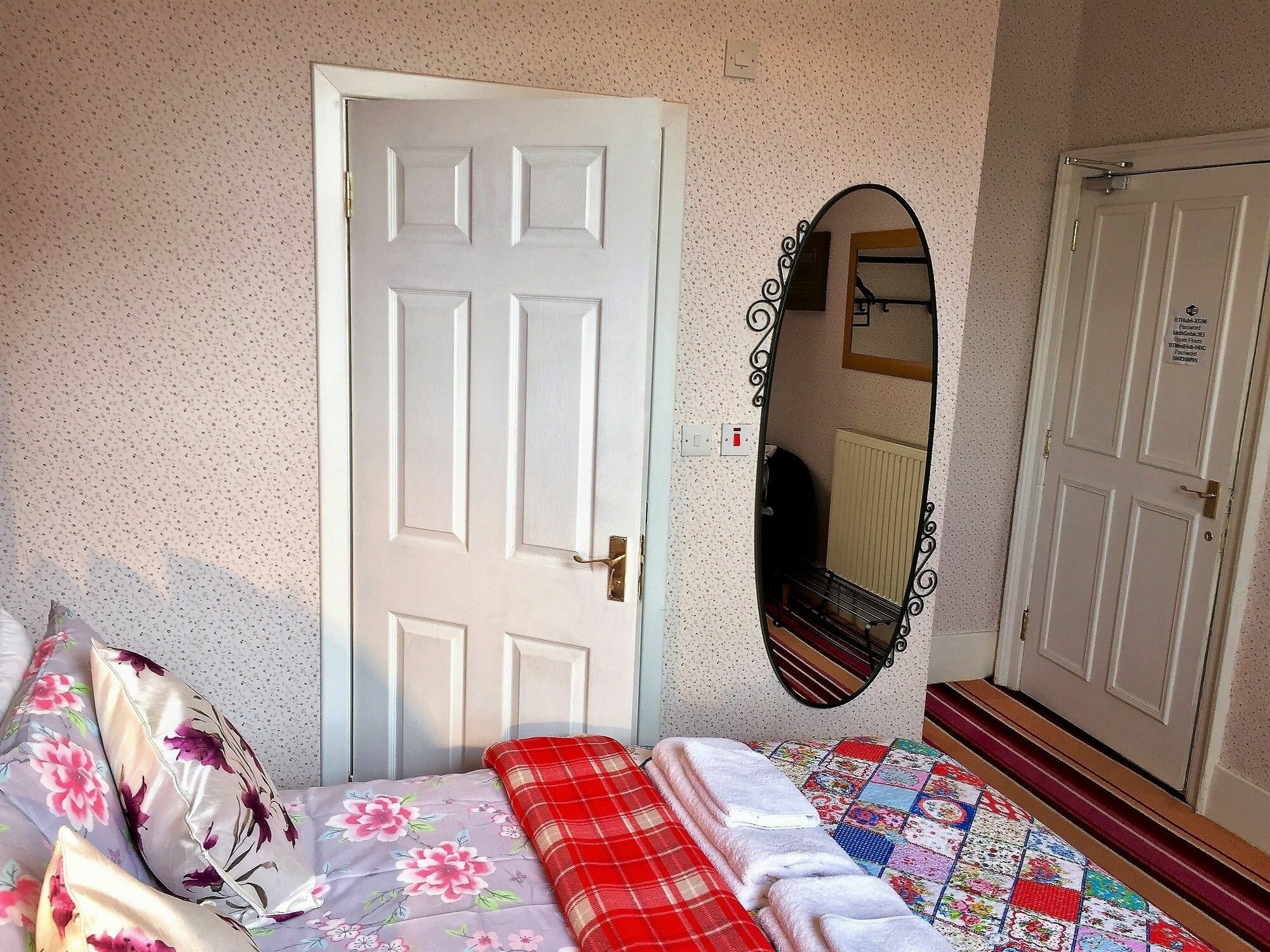 Фото 16 Pilrig Guest House