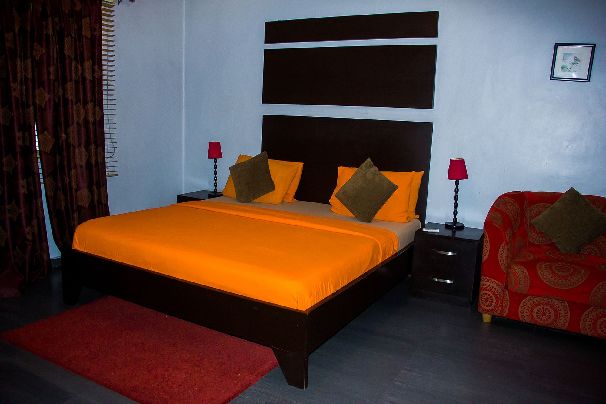 Фото Precinct Comfort Services, Ikoyi