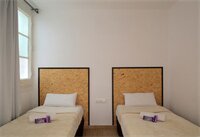 Фото Hostal Balkonis