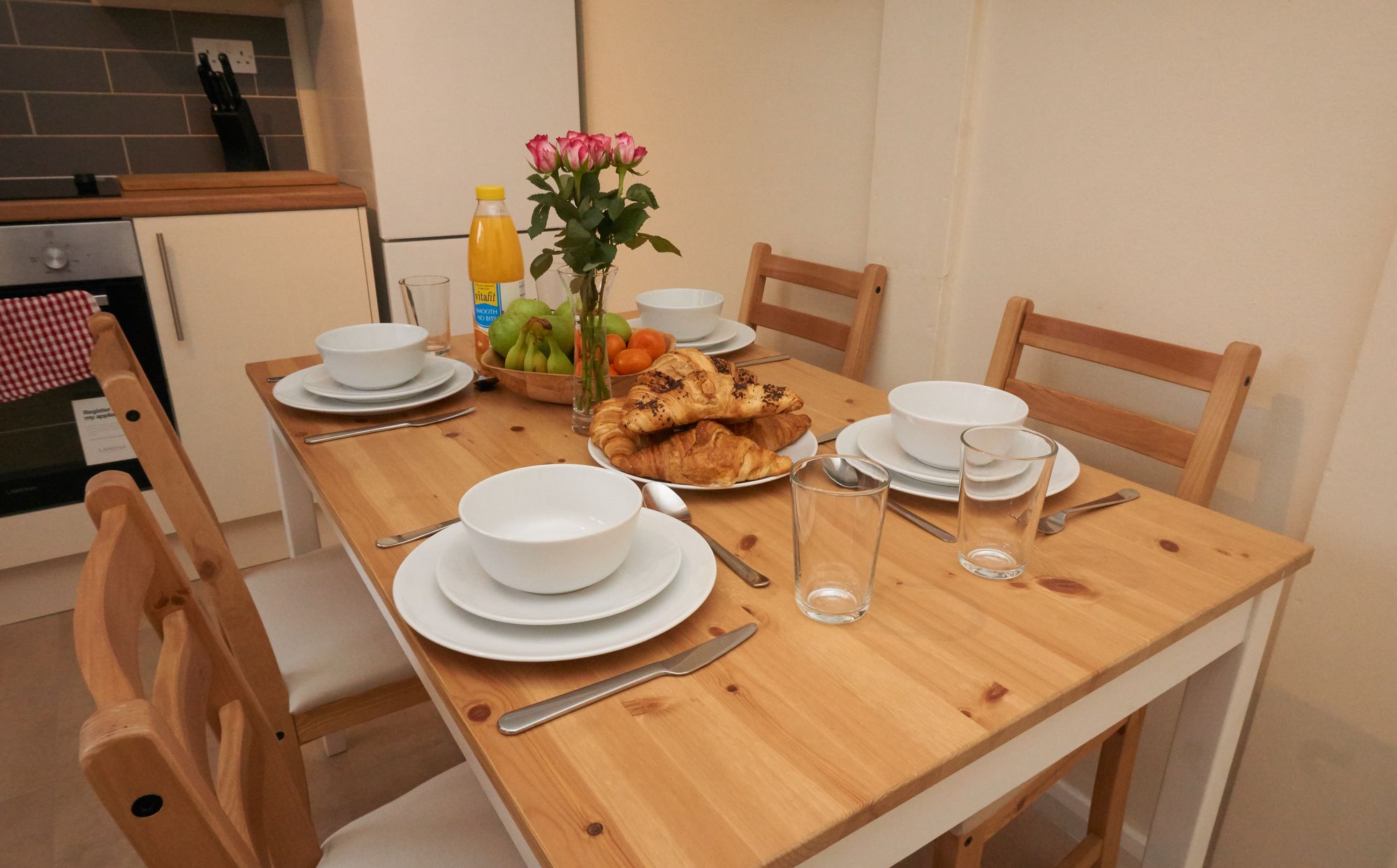 Фото Stay In Cardiff Cathay's Terrace Apartment