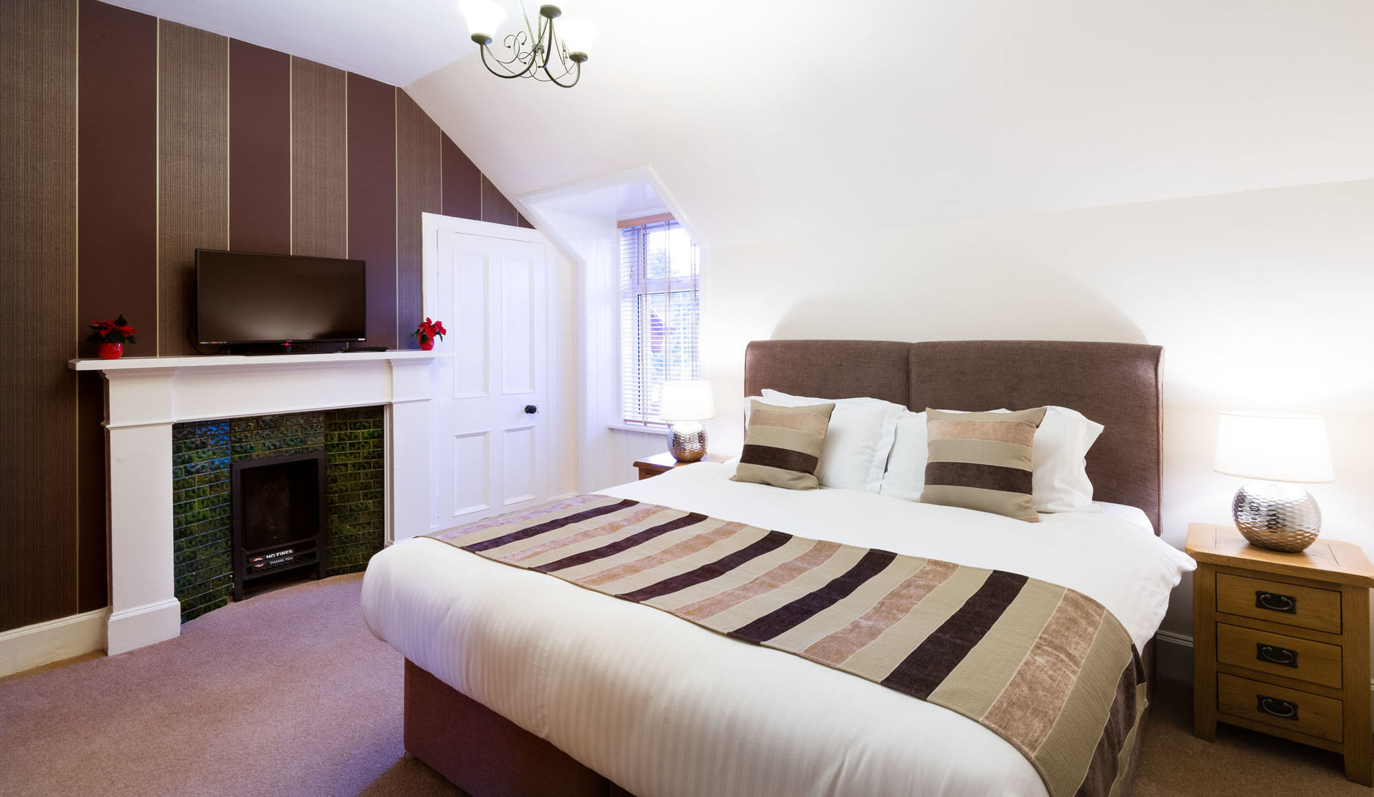 Фото River House