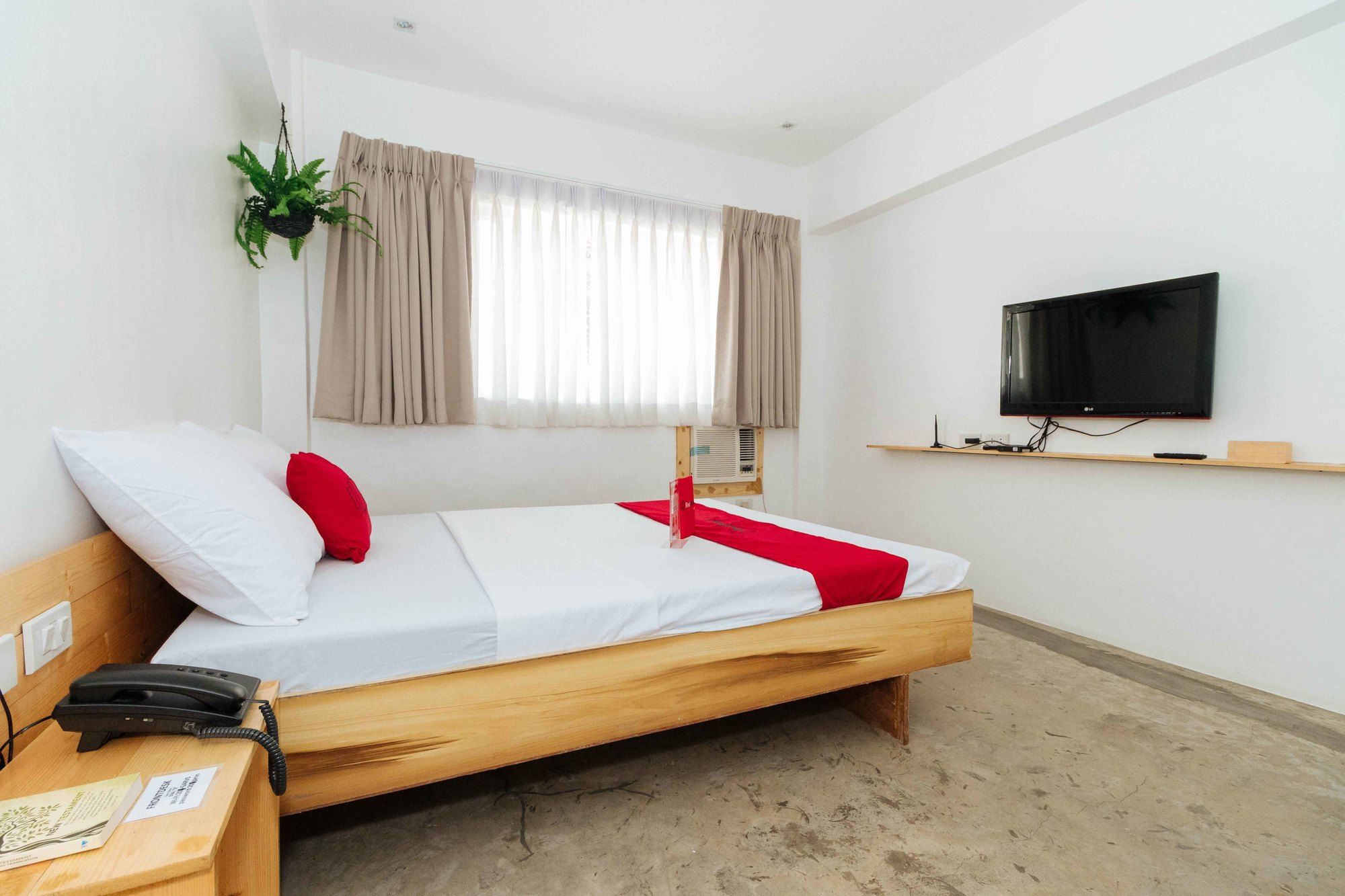 Фото RedDoorz Plus @ Boni Avenue Mandaluyong