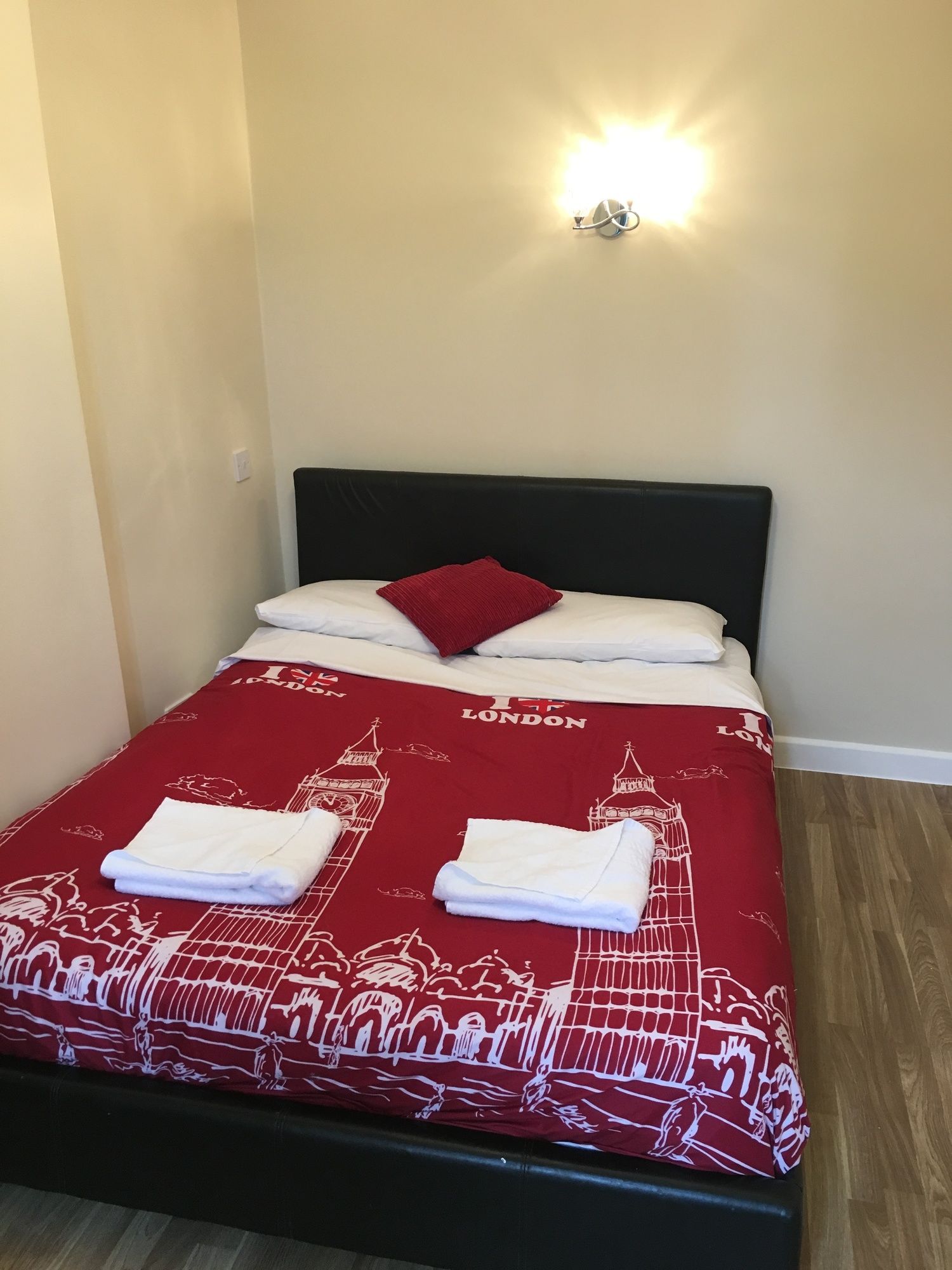 Фото King's Cross Hotel