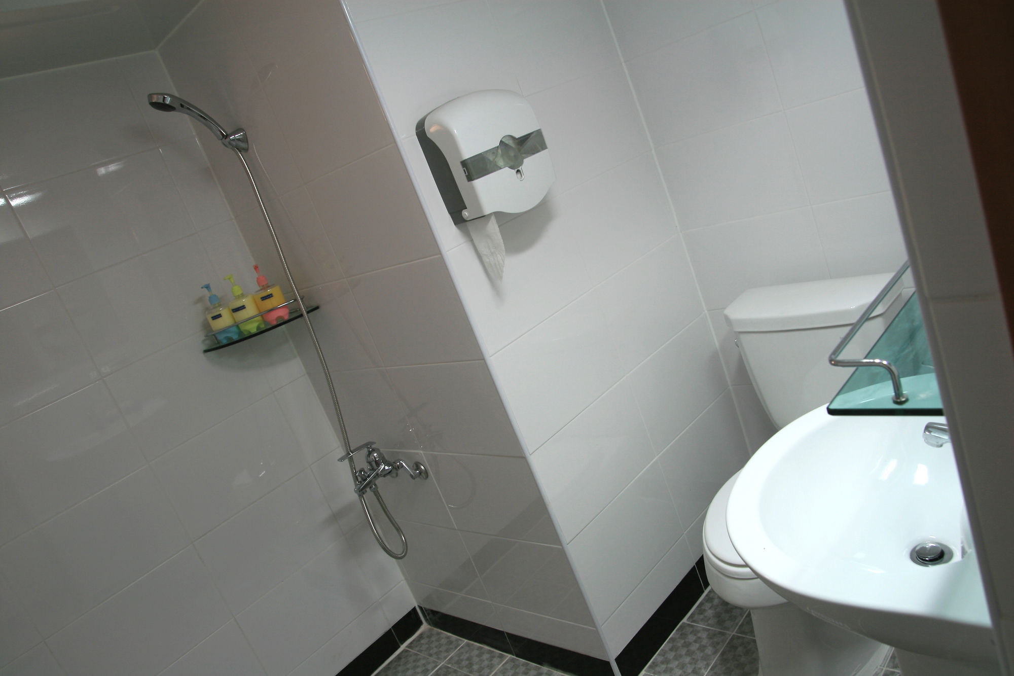 Фото New Gwangju Guesthouse