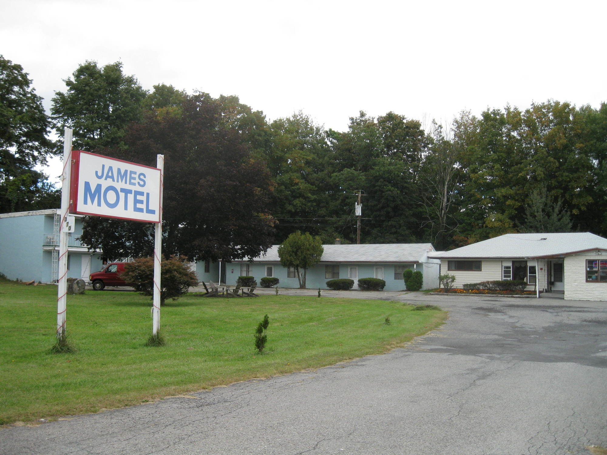 Фото James Motel