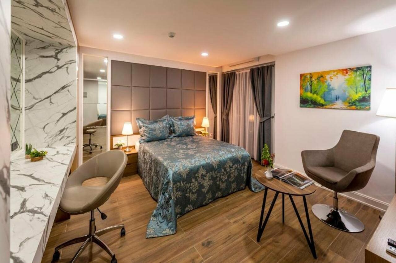 Фото Novel Centre Point Hotel