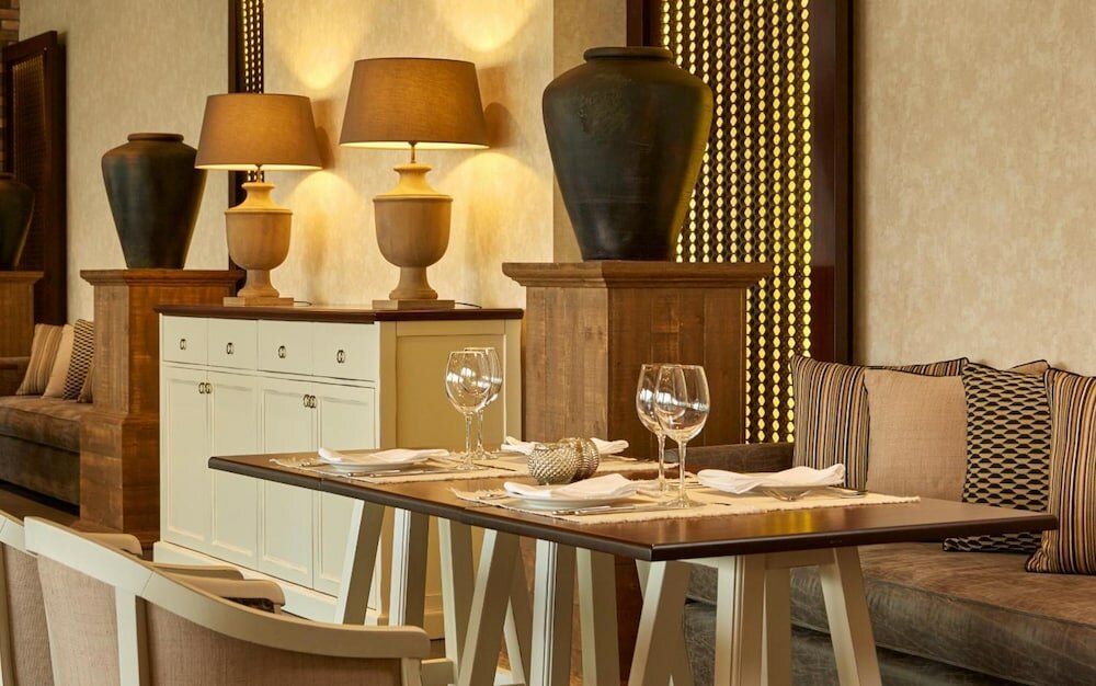 Фото Limneon Resort & SPA