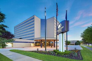 Гостиница DoubleTree Suites by Hilton Hotel Salt Lake City