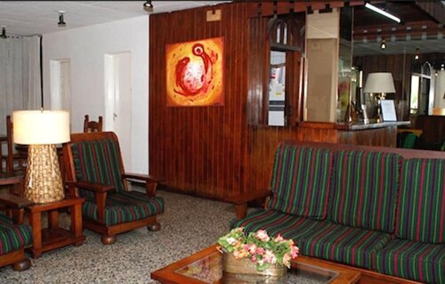 Гостиница Laerte Hotel Mendoza в Мендосе
