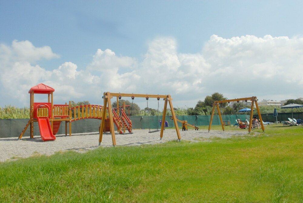 Фото Barbie Hotel Apartments