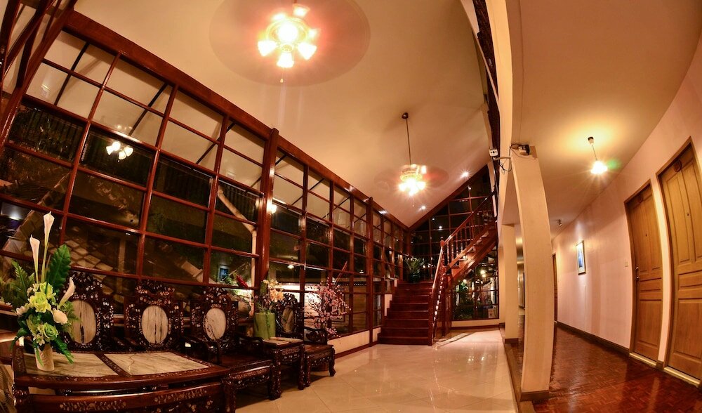 Фото Silom Village Inn