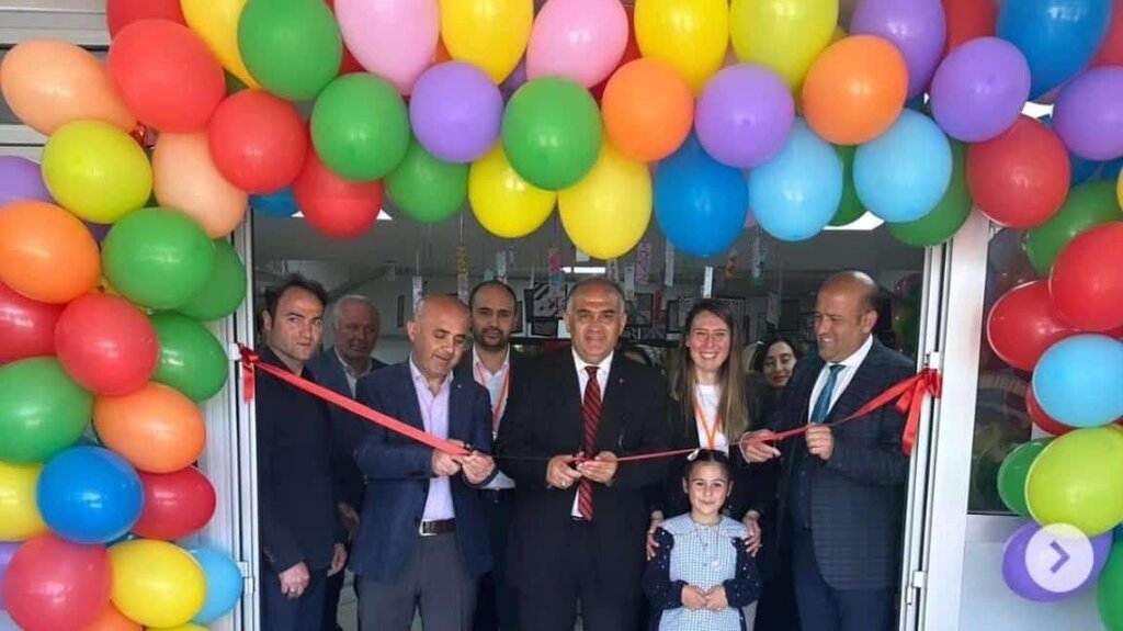 School Basalan Republic Middle School, Samsun, photo