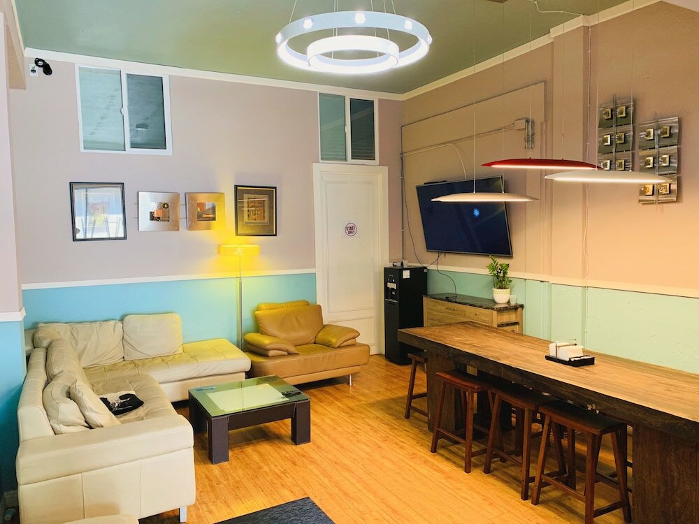 Фото Melrose Hostel