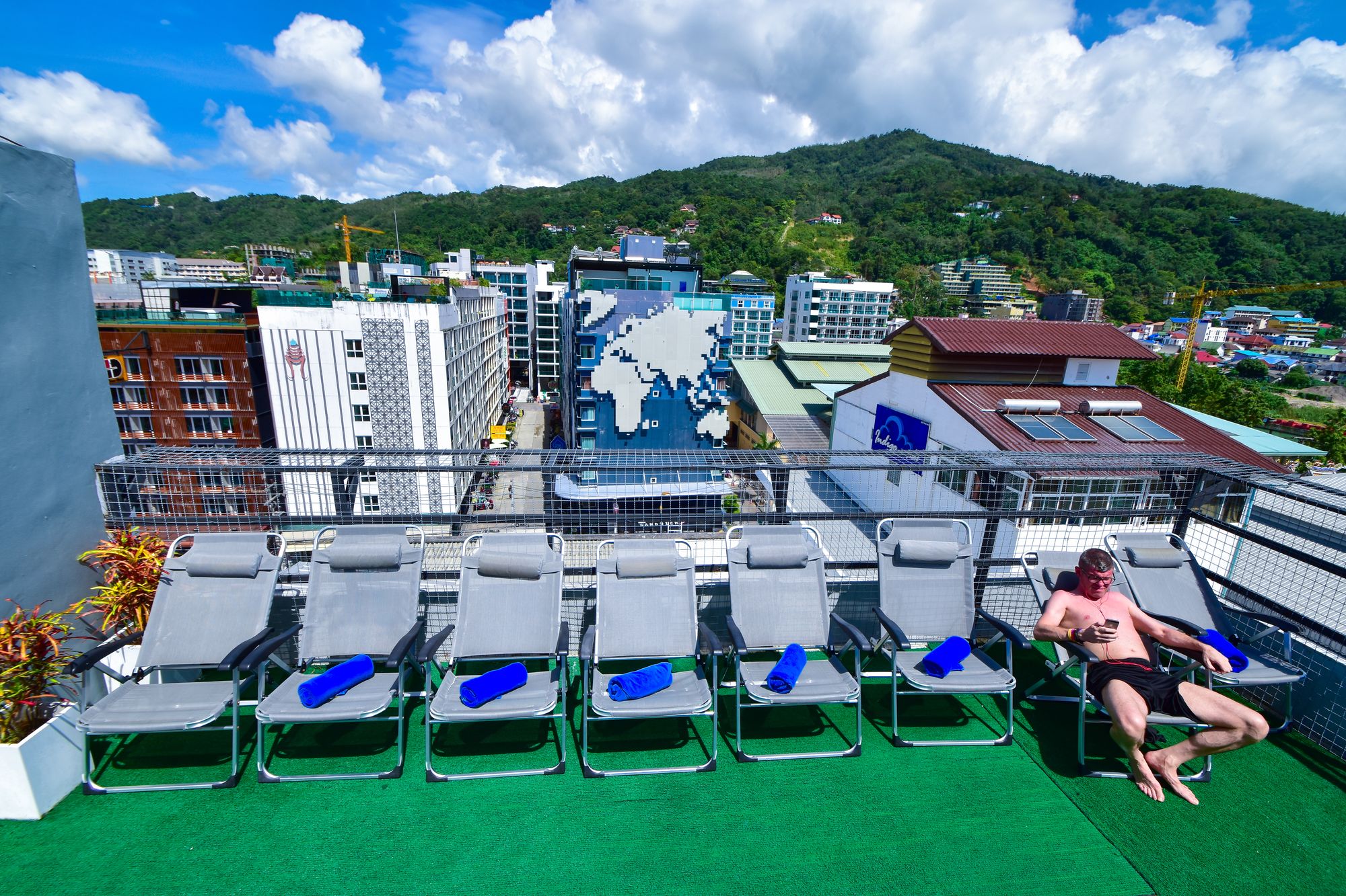 Фото Patong Buri Resort