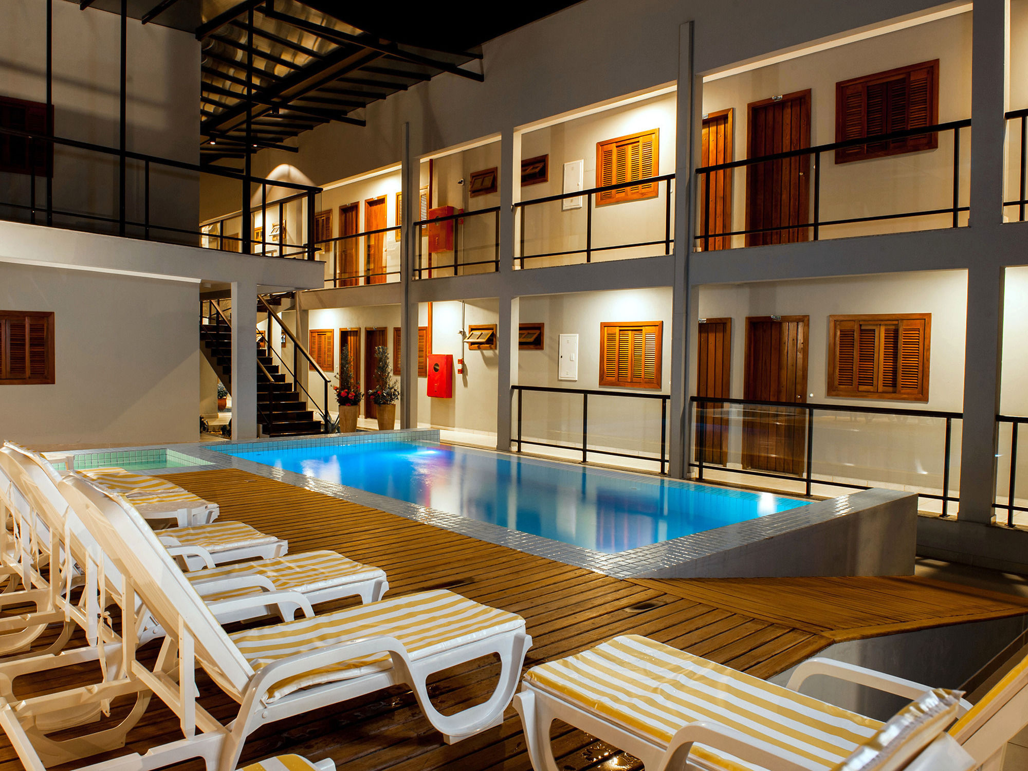Фото Clh Suites Bonito Centro