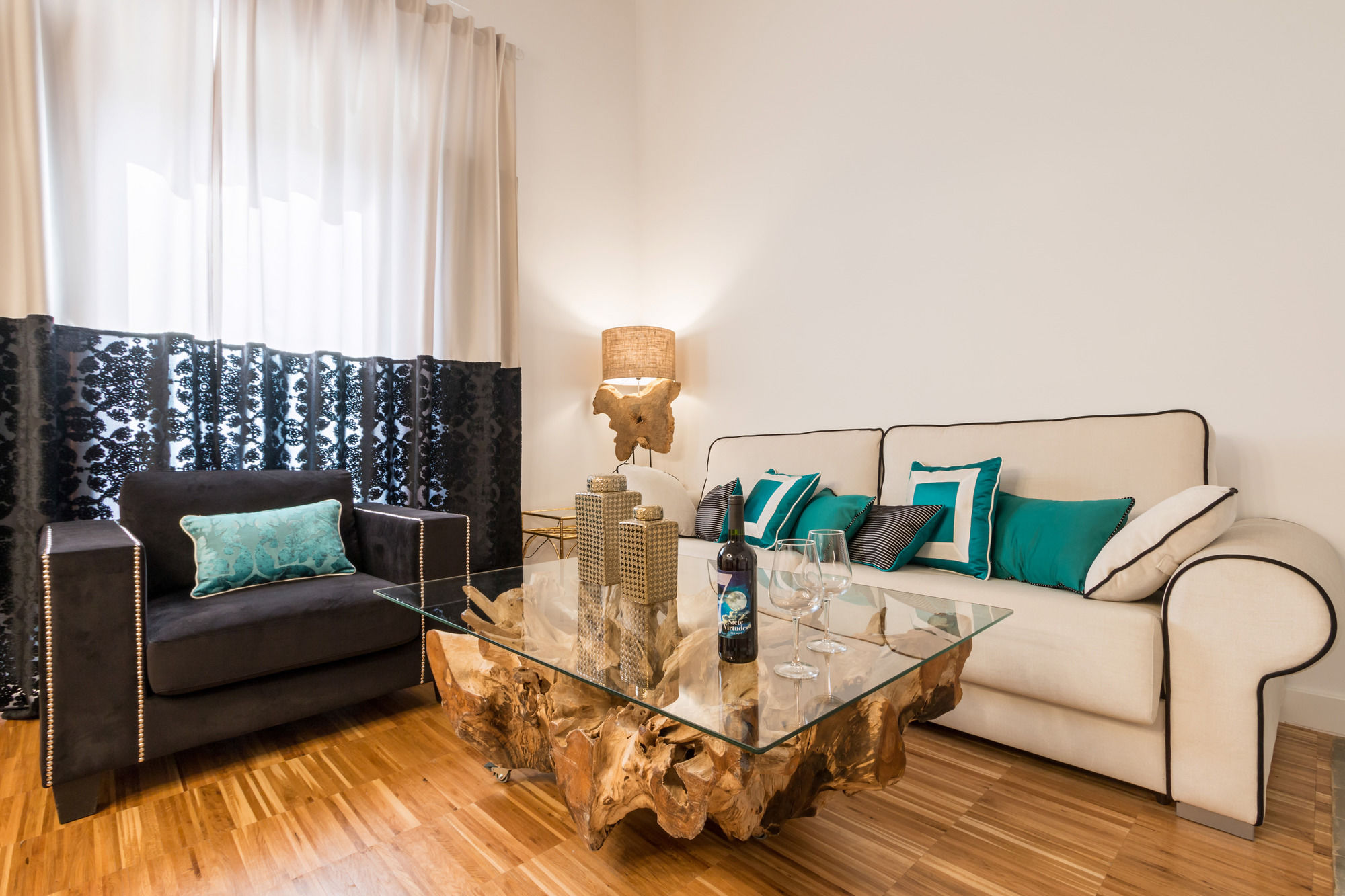 Фото Oro Del Darro Suites