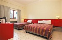 Фото Replica Inn Bukit Bintang