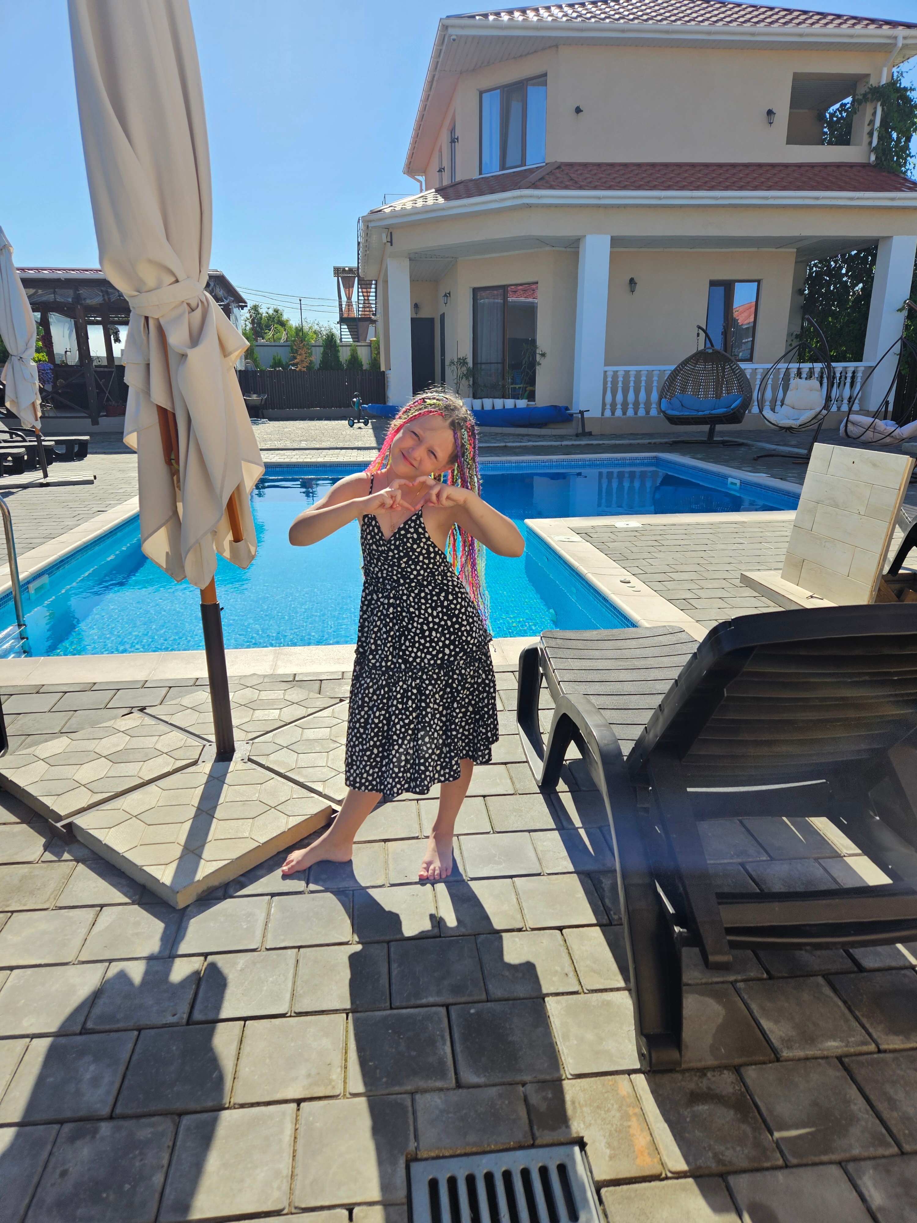 Фото Эмили Вилладж Витино