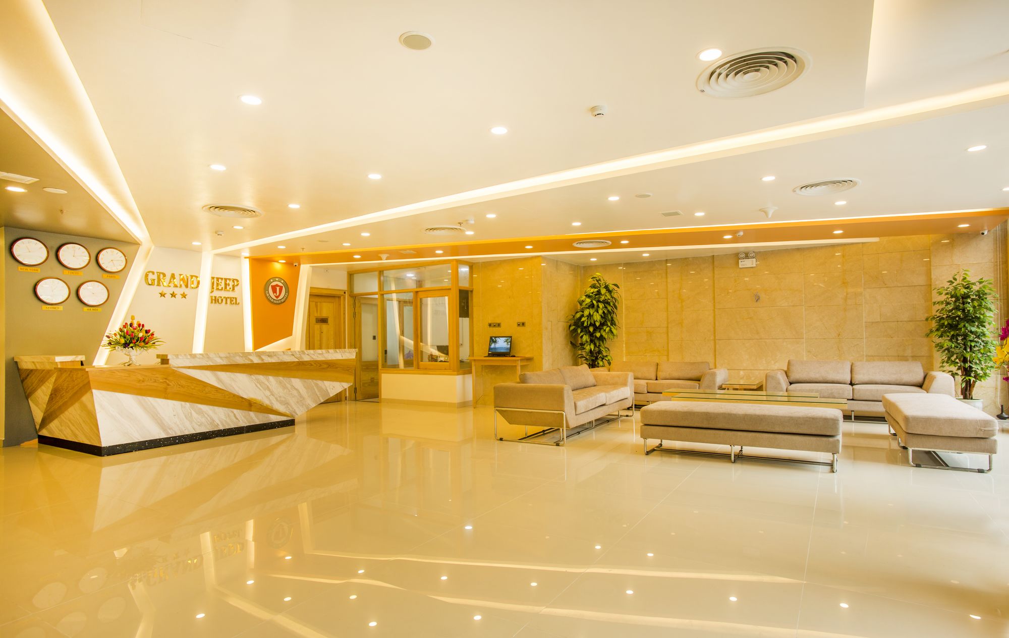 Фото Grand Jeep Hotel Danang