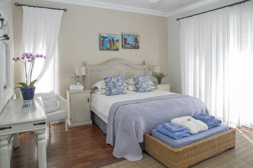 Гостиница Admiralty Beach House в Порт-Элизабет