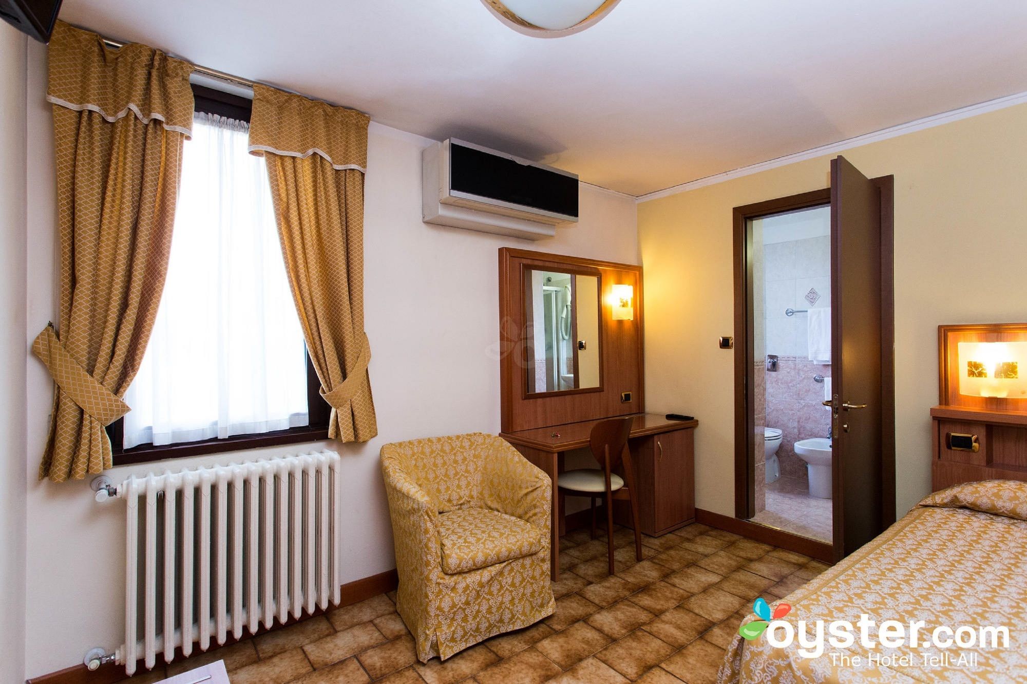 Фото Piccolo Hotel