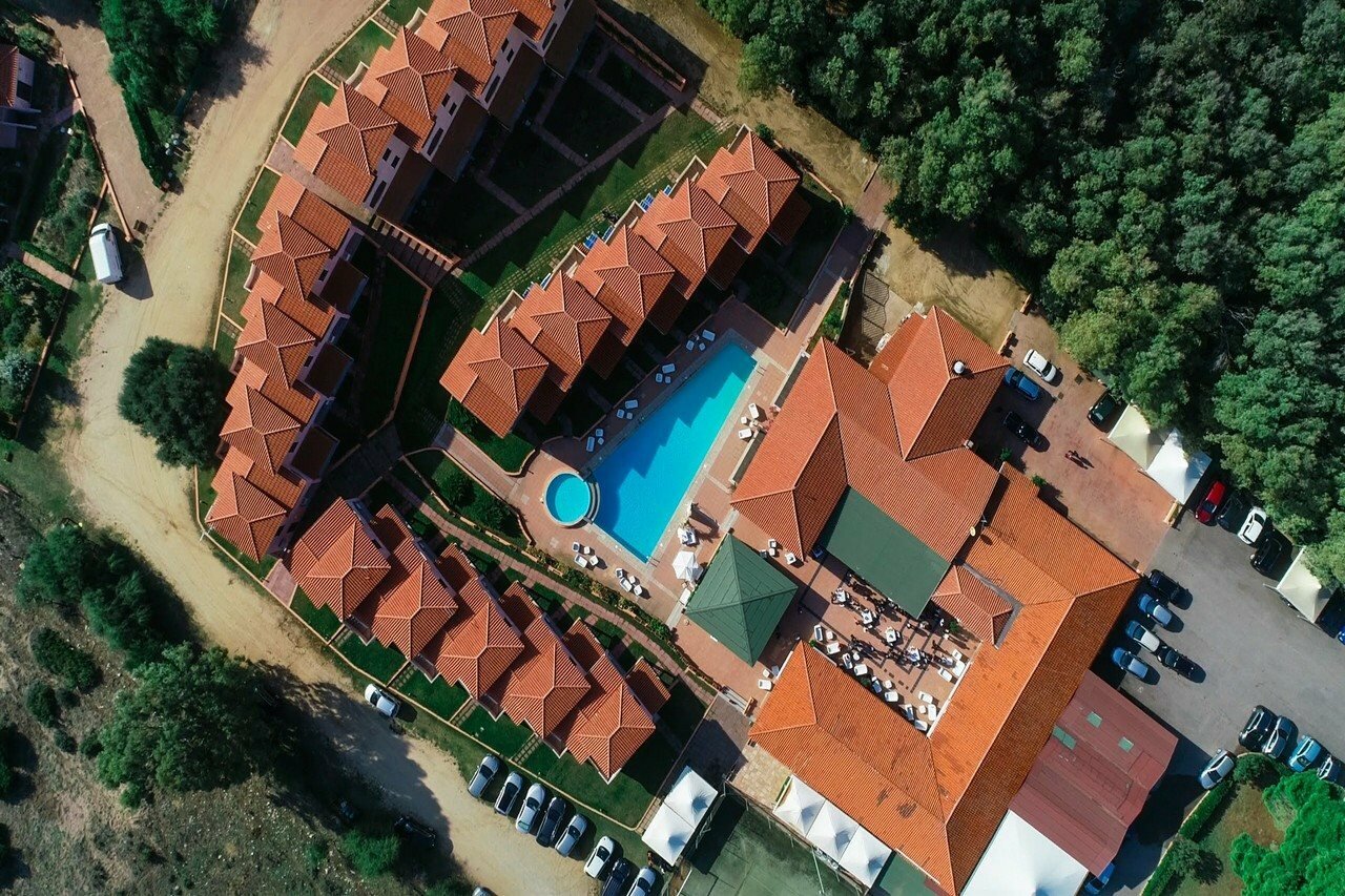 Фото отеля 2