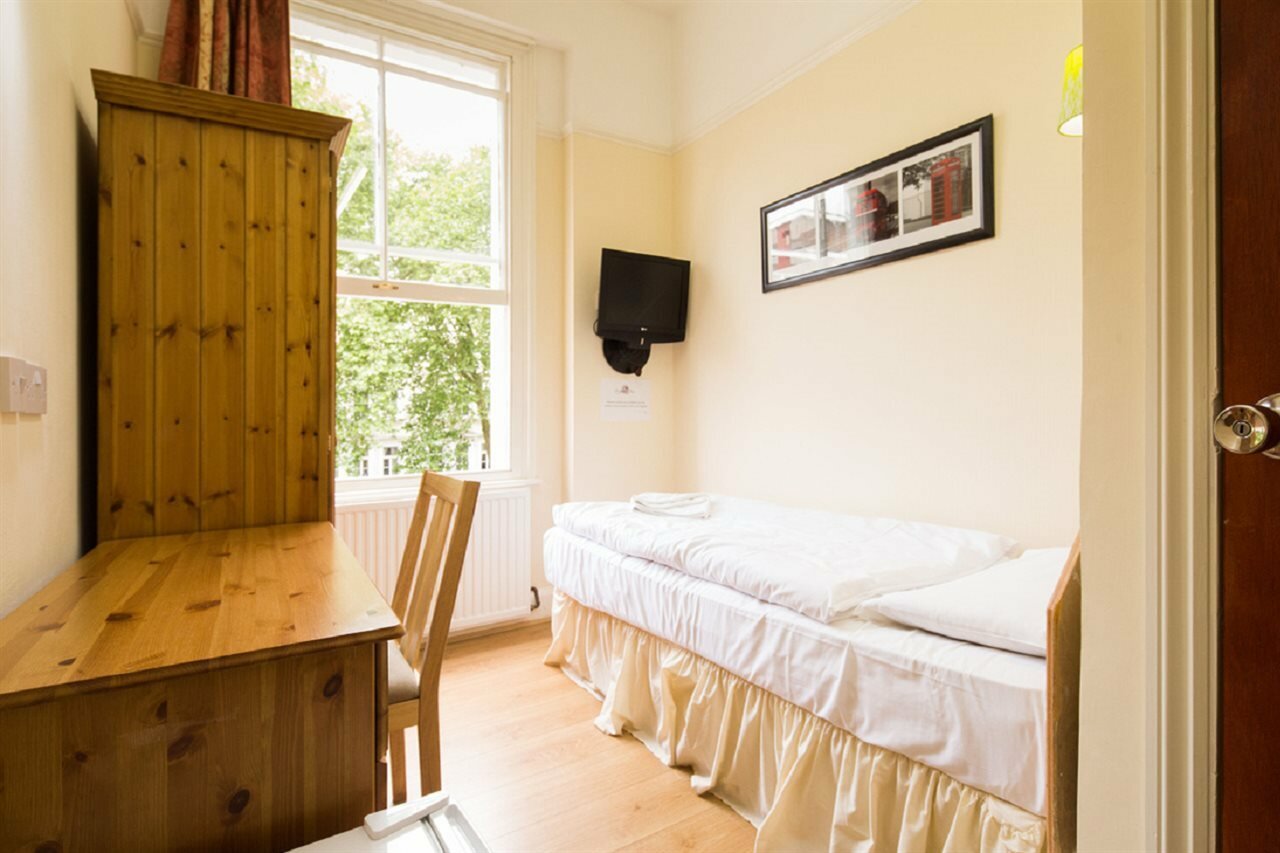 Фото Dolphin Inn