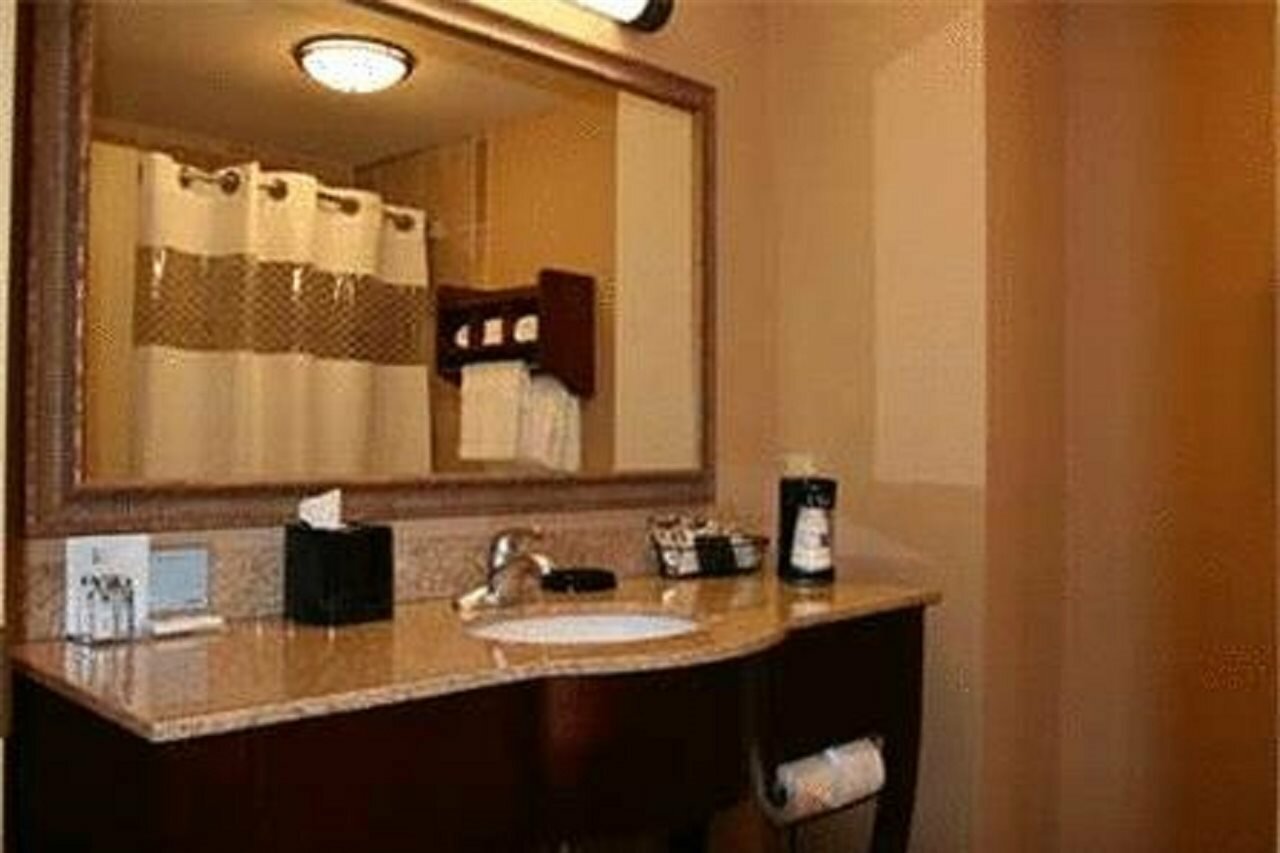 Фото Hampton Inn Elkhorn Lake Geneva Area