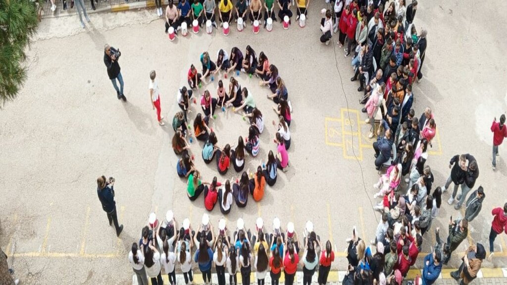School Martyr Suleymanbey Middle School, Bandirma, photo