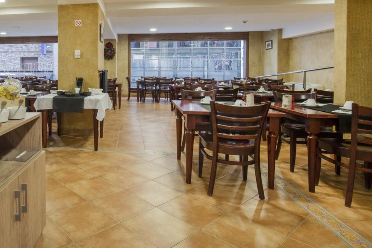 Фото Hotel Catalunya Ski