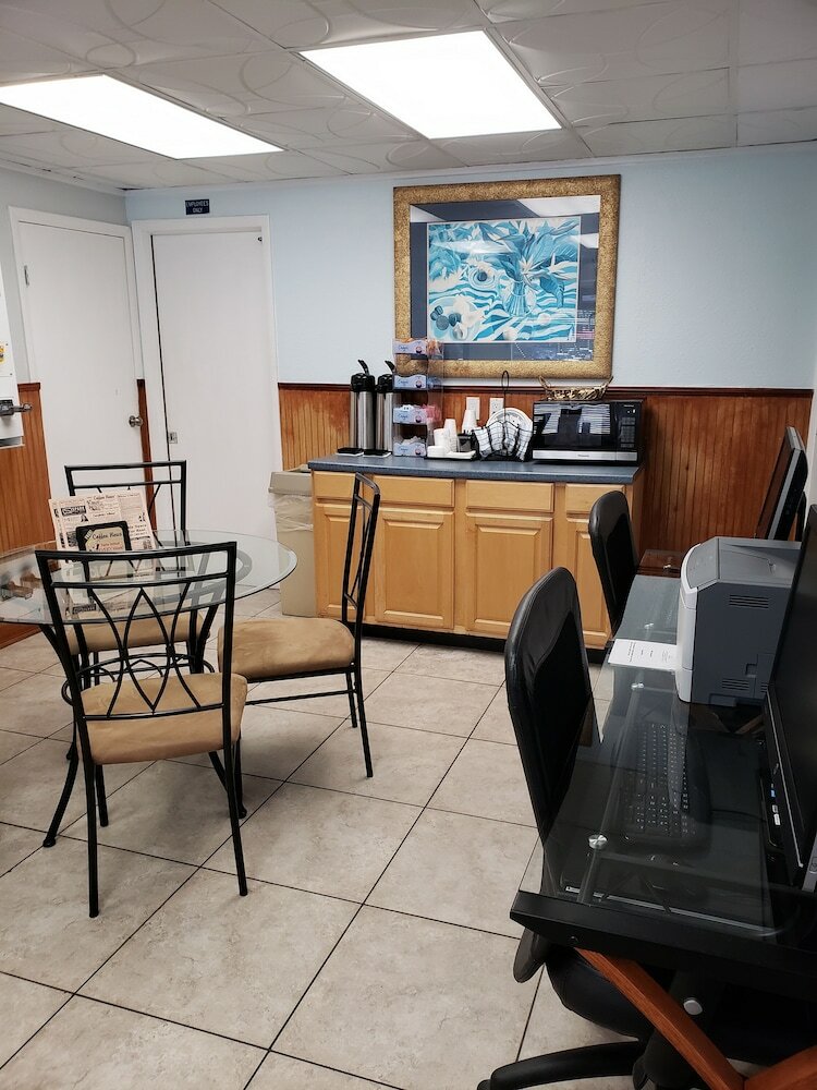 Фото Courtyard Clearwater Beach Marina