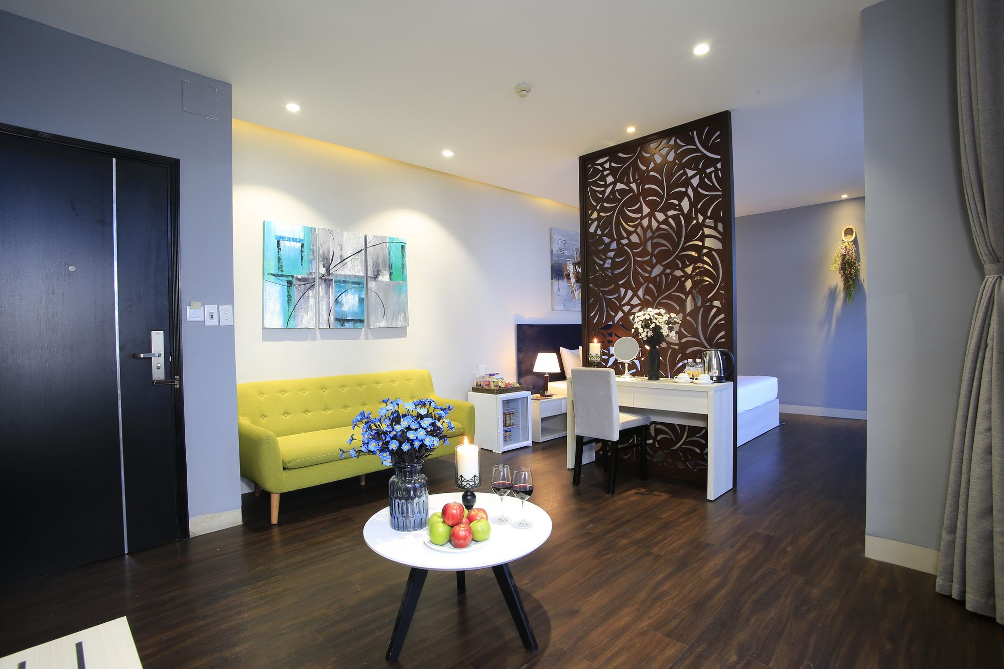 Фото Salem Riverside Hotel