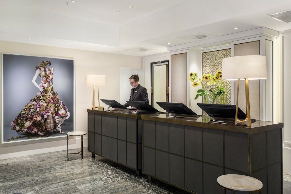 Фото Continental