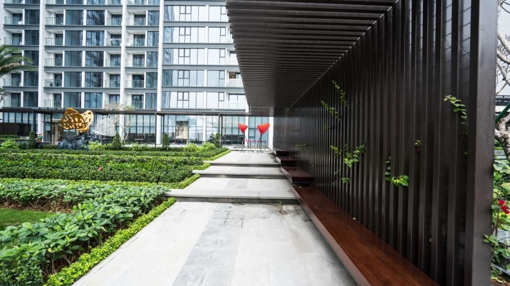 Фото Bayhomes Metropolis Serviced Apartment